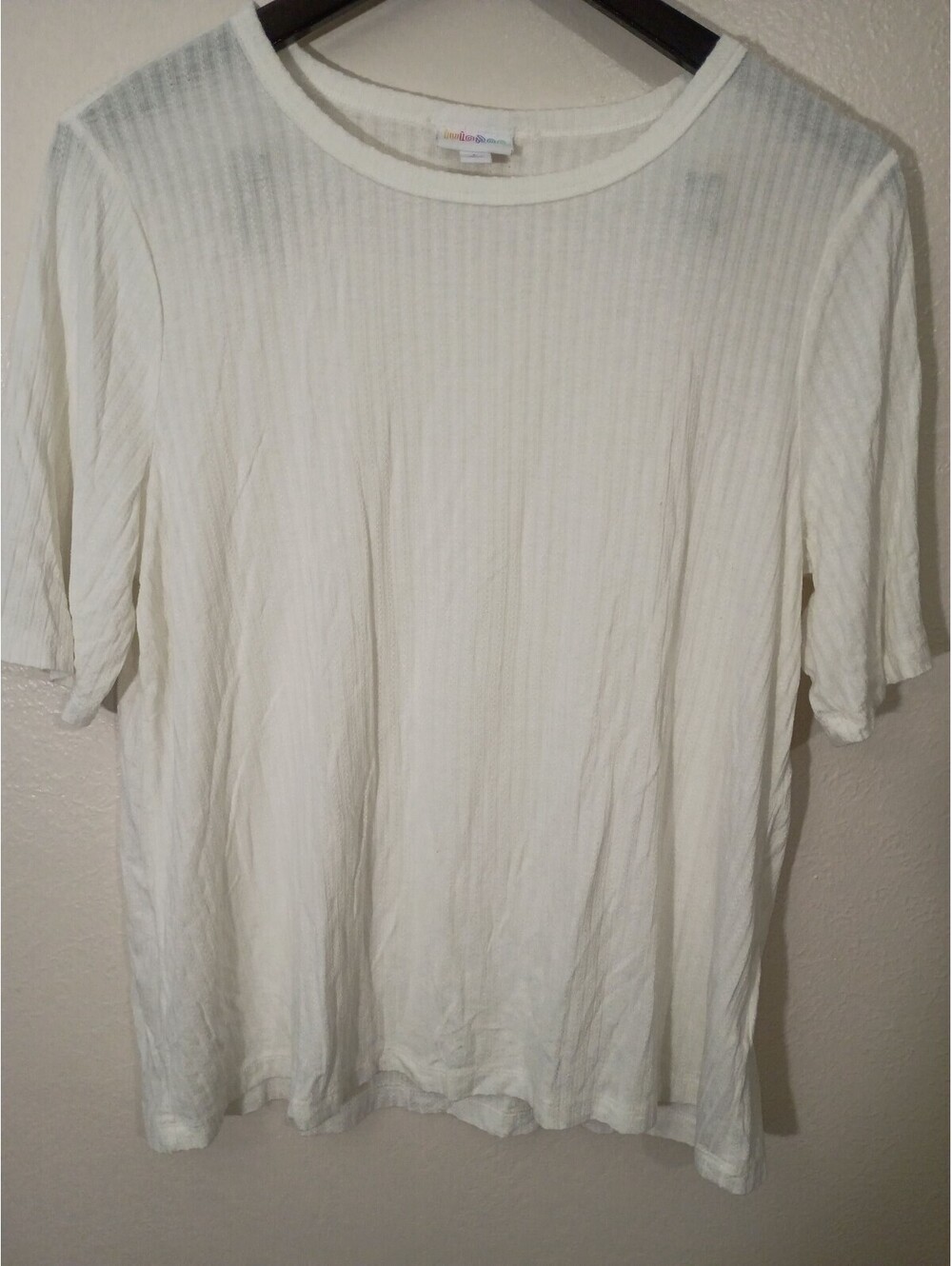 LuLaRoe White Ribbed Rayon Spandex T-Shirt, Size Large